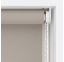 Fensterrollo mit Kettenzug zur Lichtregulierung