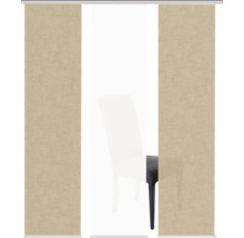 Drei Schiebegardinen vor einem Stuhl