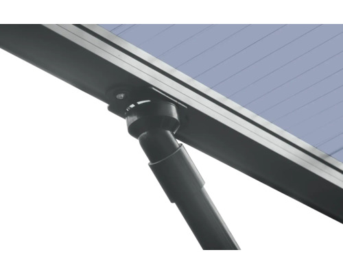 Detailansicht einer Terrassenüberdachung mit Stützpfosten