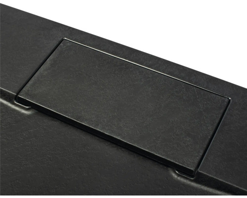 Detailaufnahme eines versenkten, rechteckigen Tischanschlussfelds.