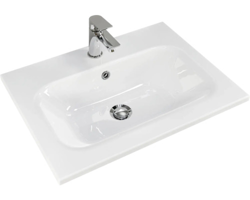 Keramikwaschtisch mit Armatur