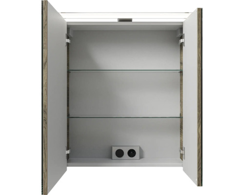 Offener Spiegelschrank mit zwei Glasablagen und Steckdose