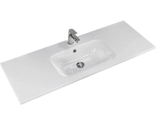 Waschtisch mit Armatur und rechteckigem Becken