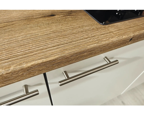 Küchenarbeitsplatte aus Holz mit Schubladen und Griffen