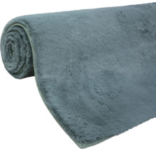 Gerollter Teppich aus Kunstfell