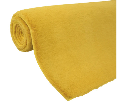 Gelb gerollter Stoff