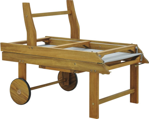 Grilltisch aus Holz mit Rädern