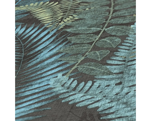 Nahaufnahme einer gemusterten Tapete mit Farnmotiven