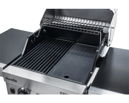 Offener Grill mit Grillrost und Warmhalterost