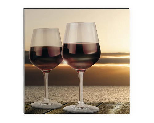 Dekoratives Wandbild mit zwei Weingläsern vor einem Sonnenuntergang