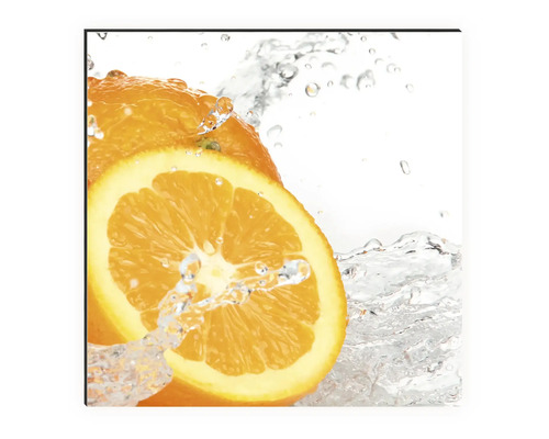 Dekobild mit Orangen im Wasser