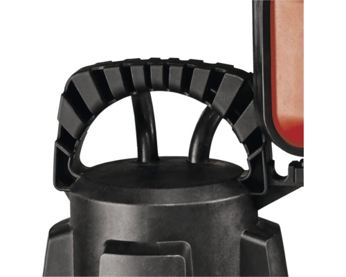 Detailaufnahme einer Schmutzwasserpumpe mit Tragegriff