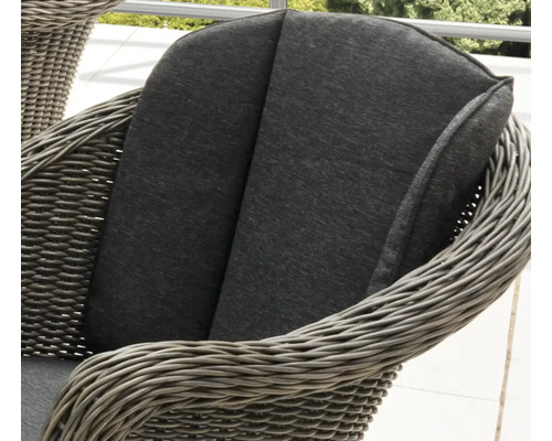 Gartensessel aus Rattan mit Sitzkissen