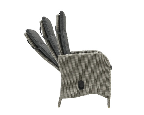 Gartensessel mit verstellbarer Rückenlehne und grauen Polstern