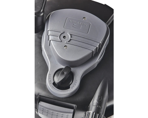 Detailansicht eines Teichfilters mit Reinigungsfunktion und Heissner Logo