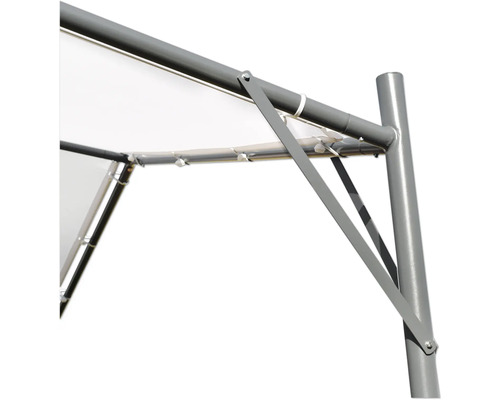 Detailansicht eines Pavillons mit Metallrahmen