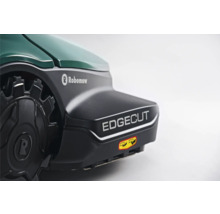 Detailaufnahme eines Robomow Rasenmähroboters mit dem Schriftzug Edgecut und Robomow Logo