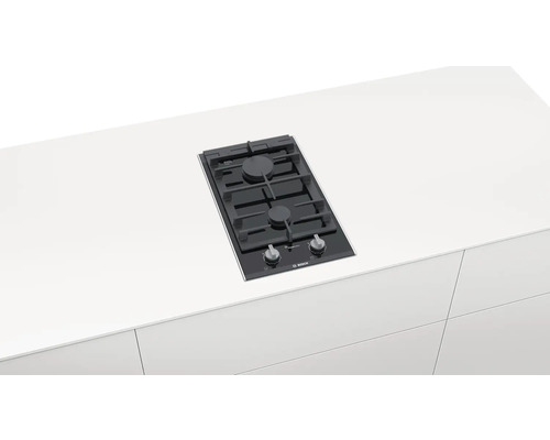 Einbau Gaskochfeld mit zwei Kochstellen auf einer Arbeitsplatte