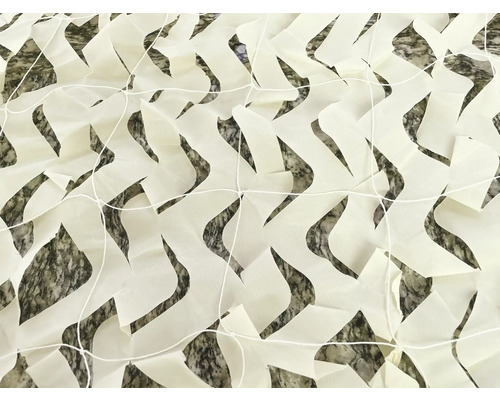 Tarnnetz mit Ausschnitten auf einem Netz