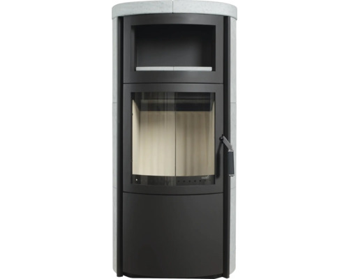 Kaminofen mit Brennholzfach und Sichtscheibe