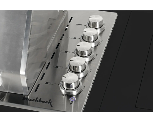 Nahaufnahme eines Buschbeck Grills mit Drehknöpfen zur Temperaturregelung