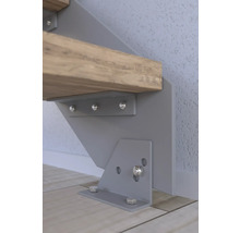 Treppenbefestigung mit Bolzen an Wand und Boden