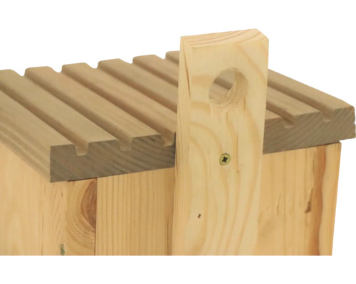 Holz-Insektenhotel mit geriffeltem Dach