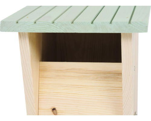 Detailansicht eines Fledermauskastens aus Holz