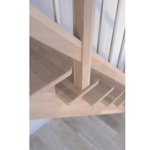 Pertura Wangentreppe Atanas Buche Leimholz mit Setzstufen Seitenwange unbehandelt Buche 1/4-gewendelt unten rechts 80 cm 13 Stufen / 14 Steigungen Stabgeländer