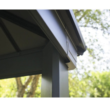 Detailansicht eines Pavillons mit Fokus auf die Konstruktion und das Design.