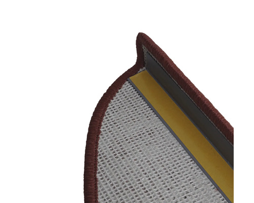 Detailansicht einer Treppenkantenprofils mit einer rutschfesten Oberfläche