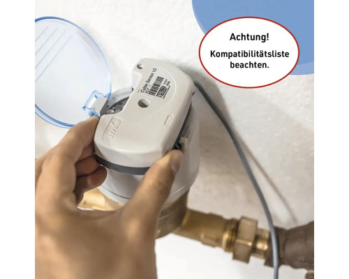 Anbringen eines Wasserzählersensors an einem Wasserzähler
