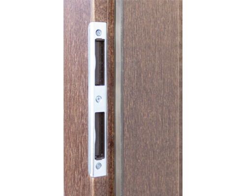 Detailansicht eines Fenstergriffs an einem Fensterrahmen