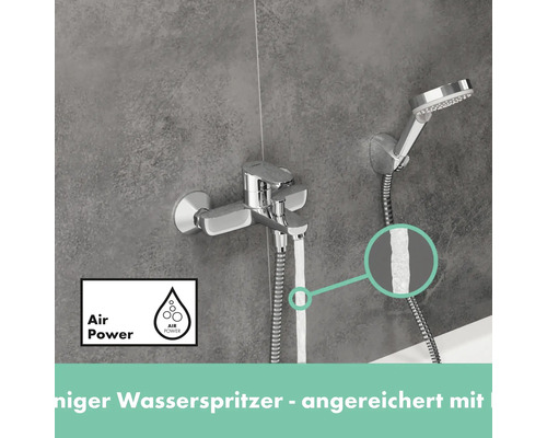 Armatur mit Handbrause und Air Power Funktion im Badezimmer