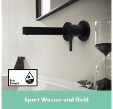Wandarmatur in einem Badezimmer mit EcoSmart Symbol