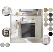 Waschbeckenunterschrank mit Waschbecken in einem Badezimmer