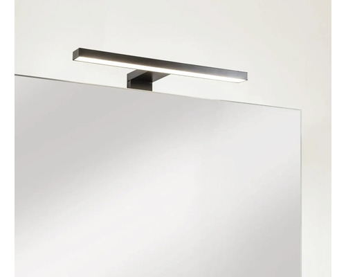 Spiegelleuchte zur Montage über einem Spiegel