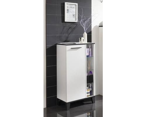 Badezimmerschrank mit Tür und offenen Regalen für Badutensilien.