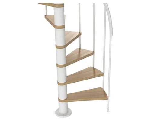 Wendeltreppe mit Holzstufen und weißem Geländer