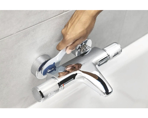 Armatur für Badewanne mit Thermostat und Hand