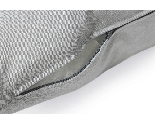 Detailansicht eines Kissens mit Reißverschluss