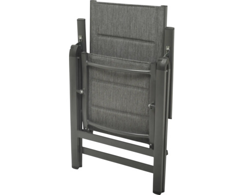 Zusammengeklappter Gartensessel aus Aluminium und Textil