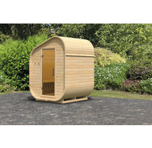 Außensauna aus Holz mit Glastür im Garten