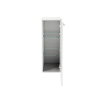 Offener weißer Spiegelschrank mit Glasböden