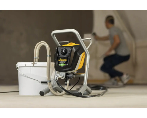 Farbspritzgerät mit Farbeimer für Innenanstrich