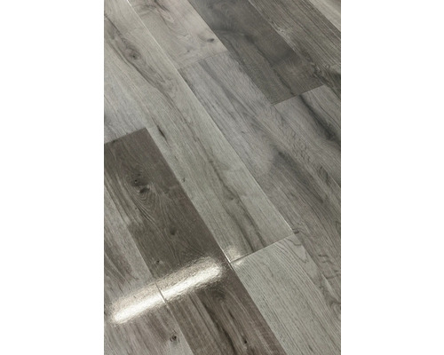 Nahaufnahme von Paneelen mit Holzmuster