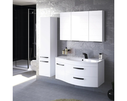 Badezimmer mit weissem Waschtischunterschrank, Spiegelschrank und Hochschrank vor grauer Wand