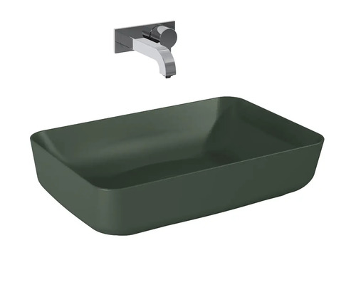 Aufsatzwaschbecken und Wandarmatur im Badezimmer