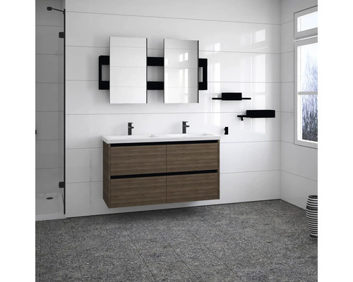 Modernes Badezimmer mit Waschtischunterschrank, Doppelwaschbecken und Spiegelschrank