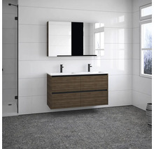 Modernes Badezimmer mit Waschtischunterschrank, zwei Waschbecken und Spiegelschrank
